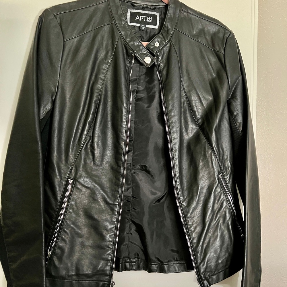 Women’s Jacket